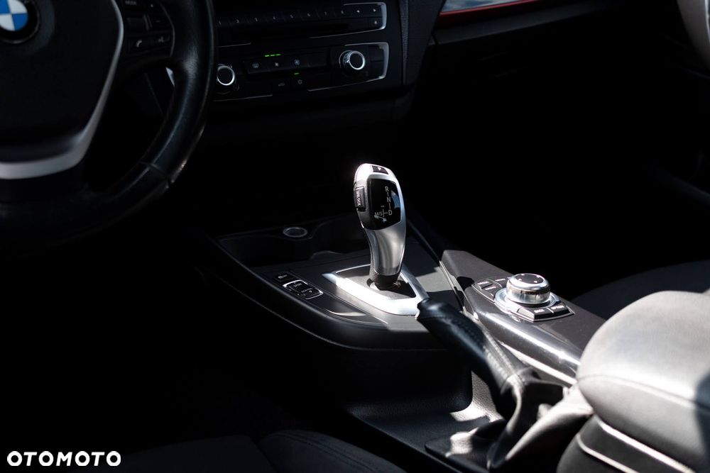 BMW Seria 1 116i Sport Line - 15