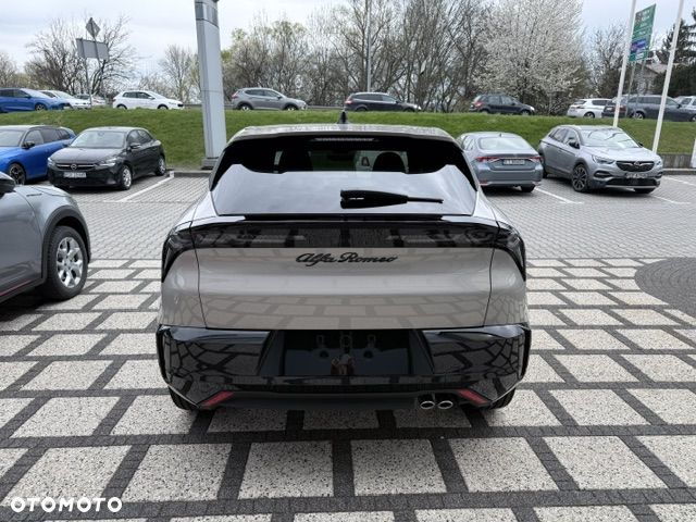 Alfa Romeo Junior 1.2 mHEV Ti eDCT - 2