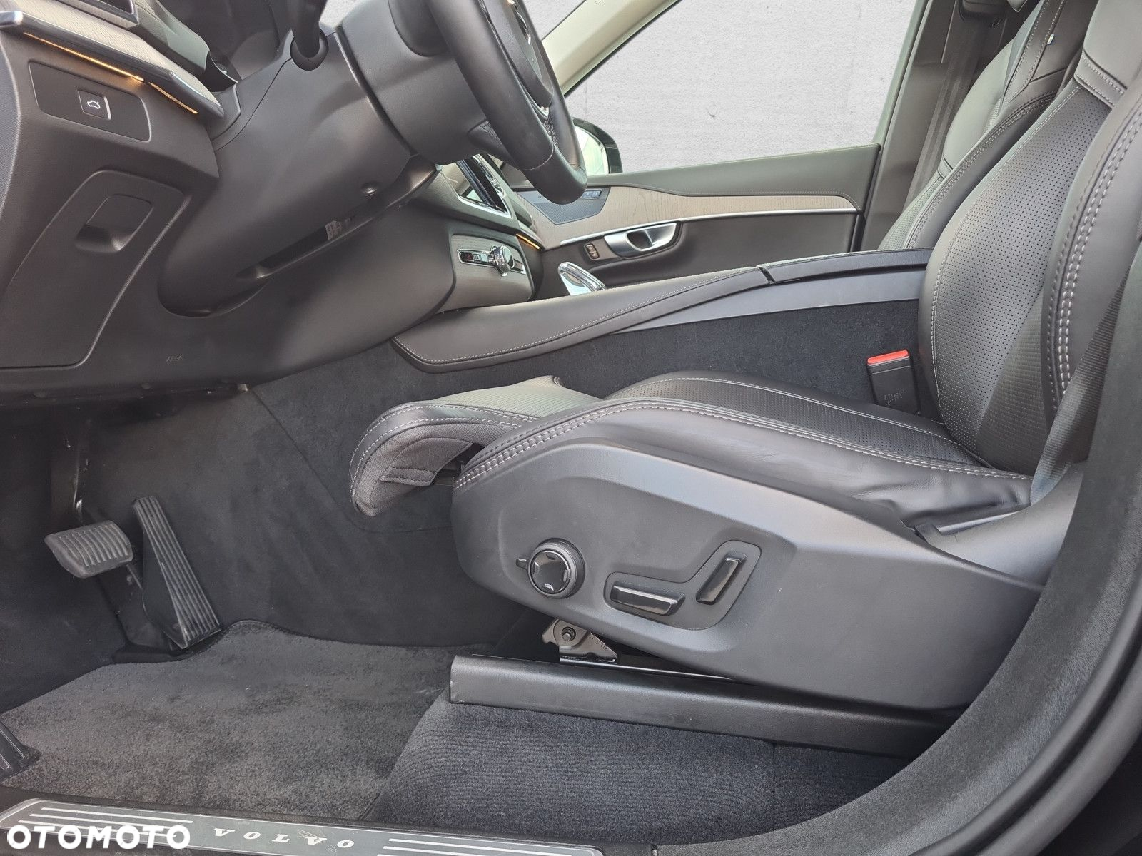 Volvo XC 90 - 19