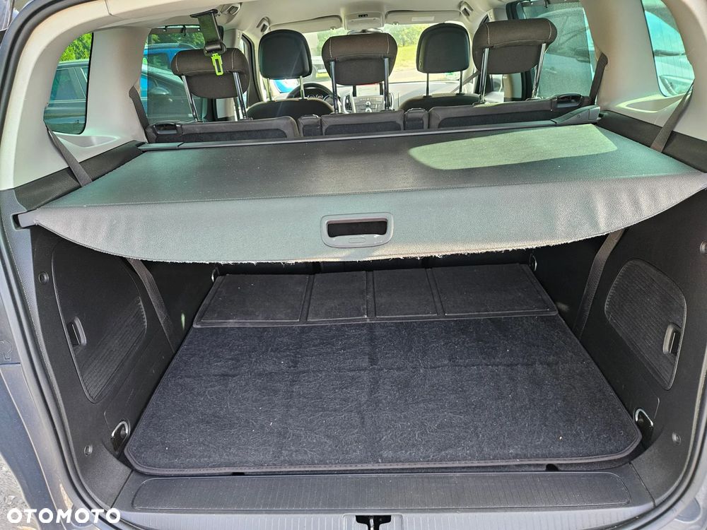 Opel Zafira 2.0 D Start/Stop Active - 10