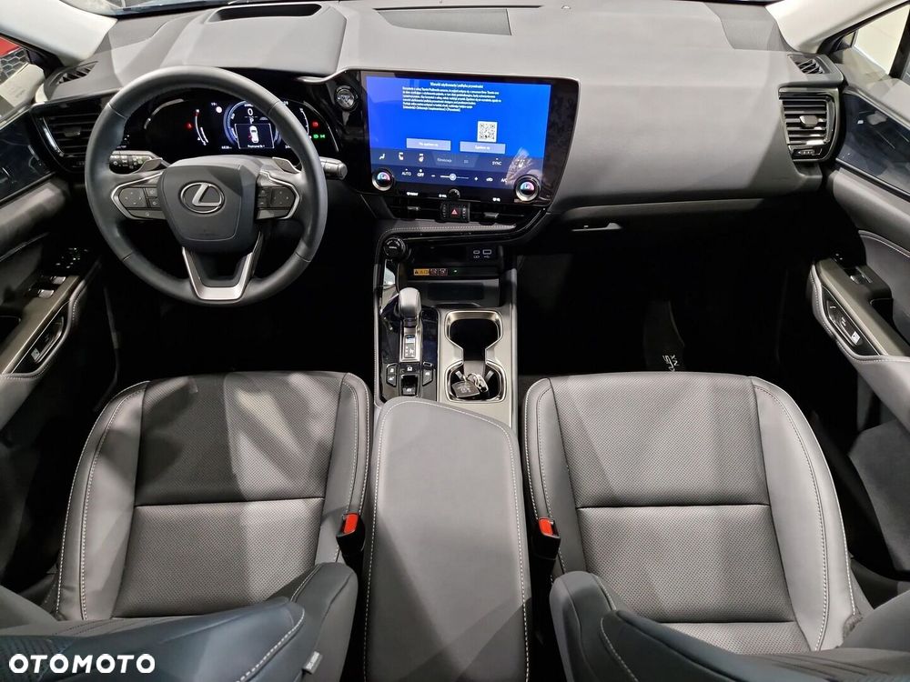 Lexus NX 350h Prestige AWD - 18