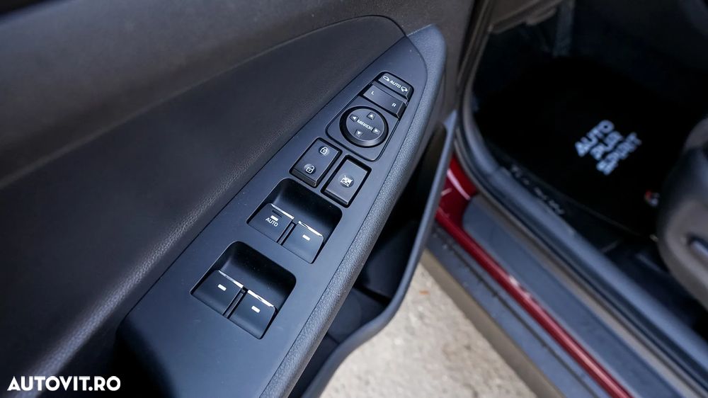 Hyundai Tucson 2.0 CRDI 4WD 6AT Luxury+ - 27