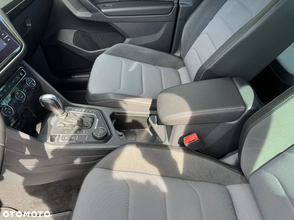 Volkswagen Tiguan - 15