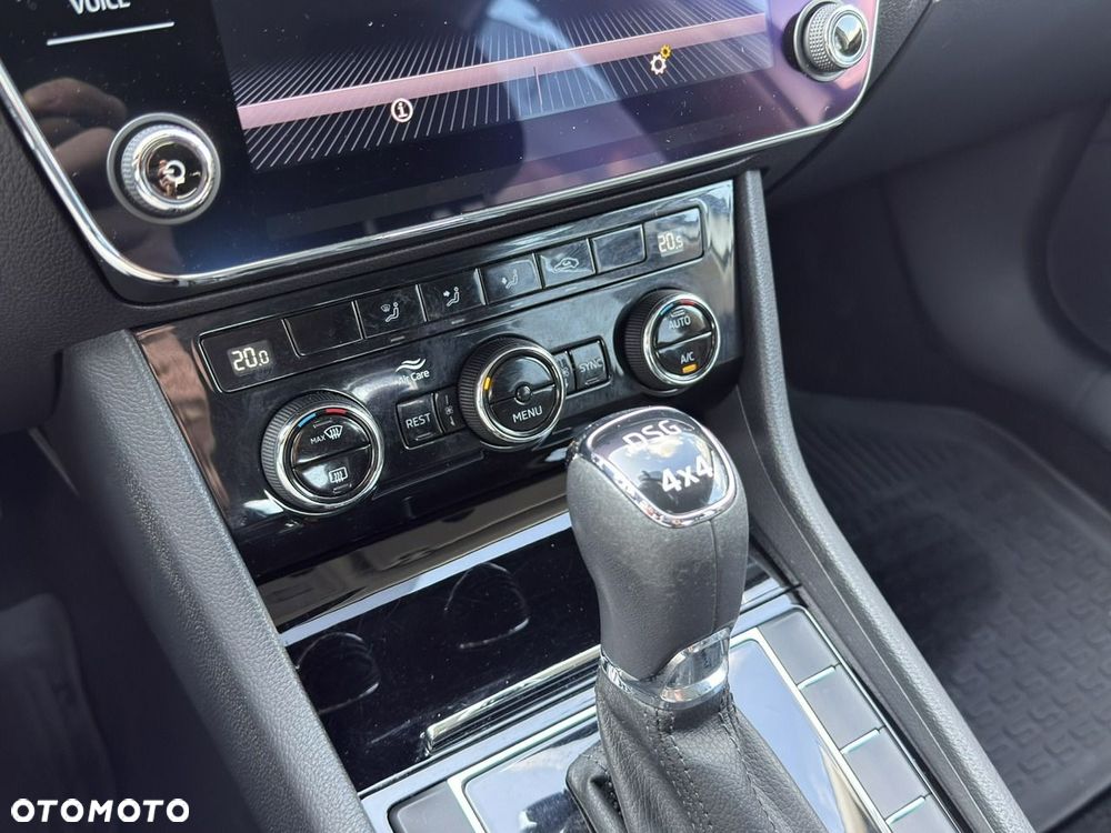 Skoda Superb 2.0 TSI 4x4 Ambition DSG - 28