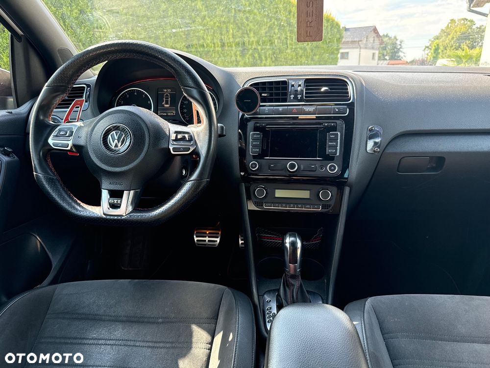 Volkswagen Polo - 23