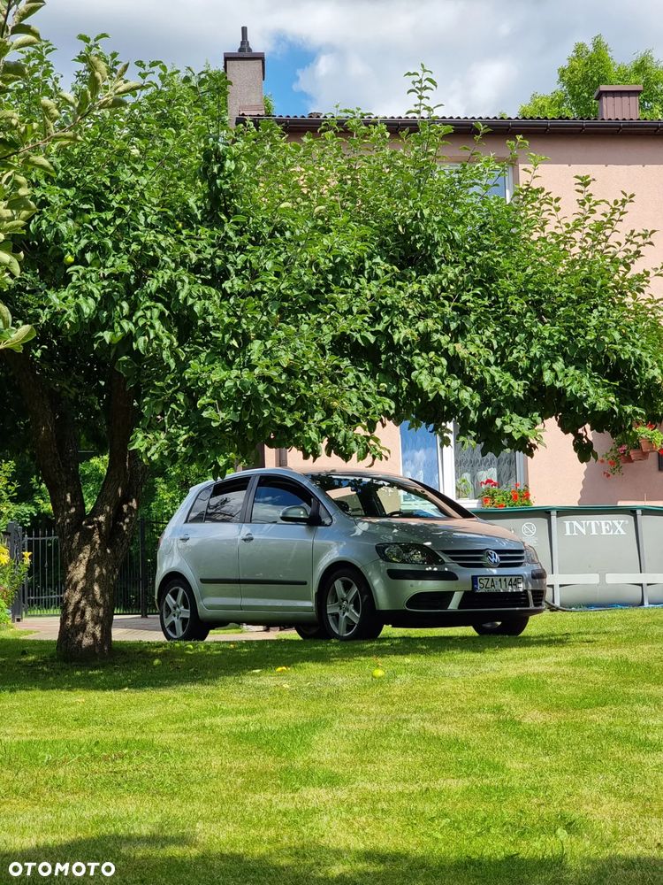 Volkswagen Golf Plus - 15