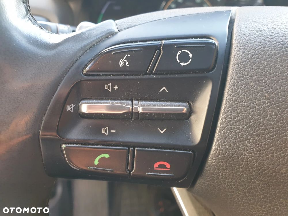 Hyundai IONIQ Electric Premium - 24