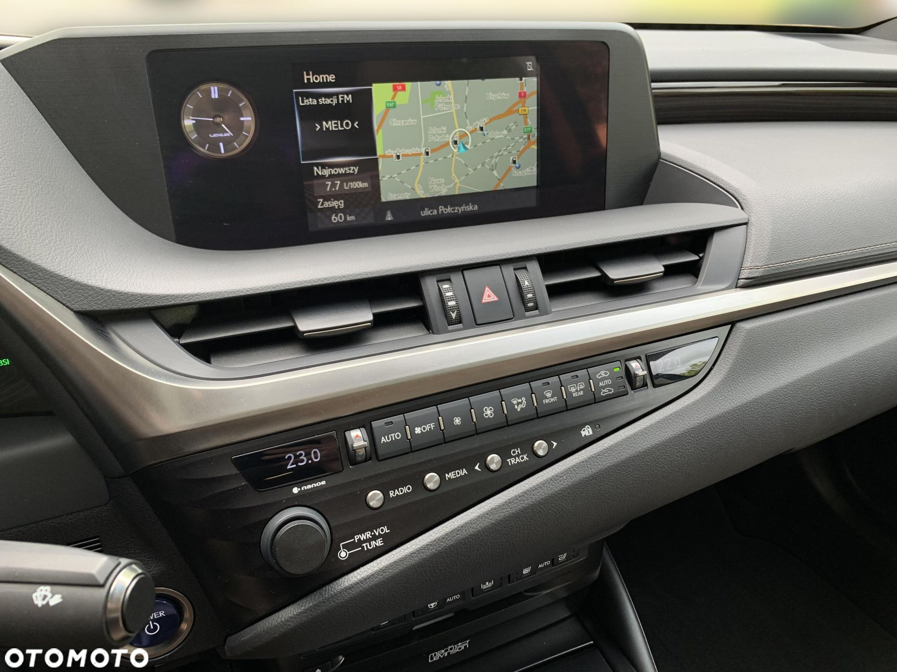 Lexus ES - 18