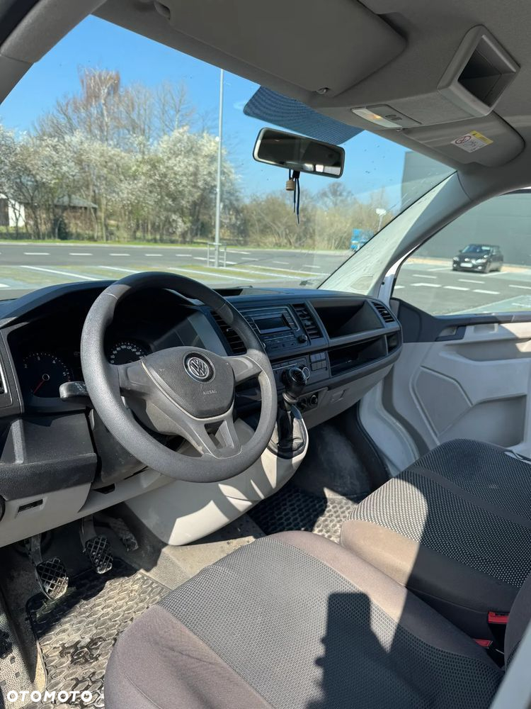 Volkswagen Transporter - 10