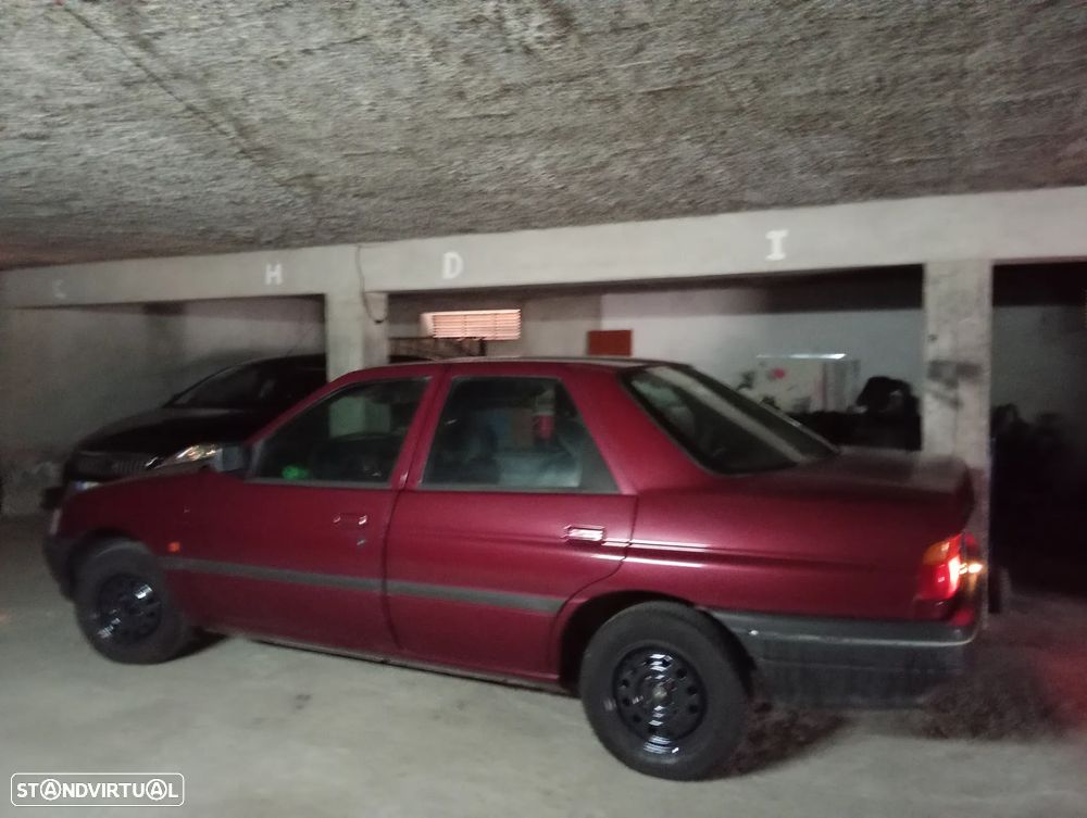 Ford Orion 1.4 CLX - 14