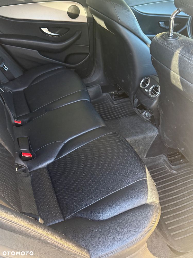 Mercedes-Benz Klasa E 200 d 9G-TRONIC Exclusive - 7