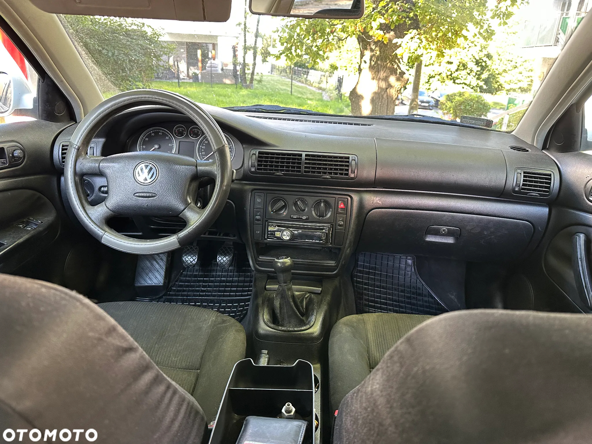 Volkswagen Passat - 3