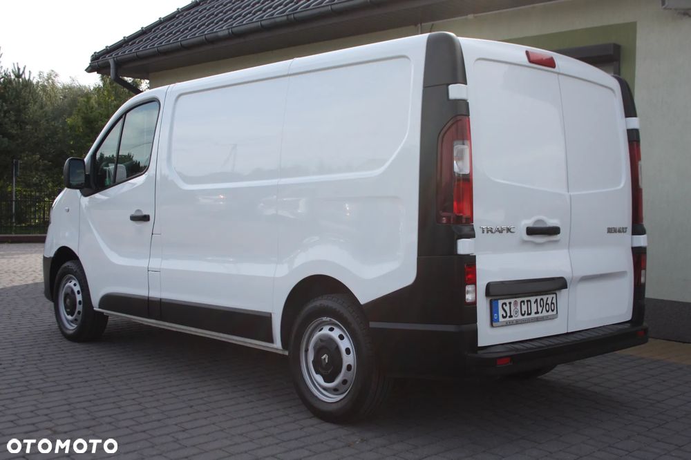Renault TRAFIC - 4