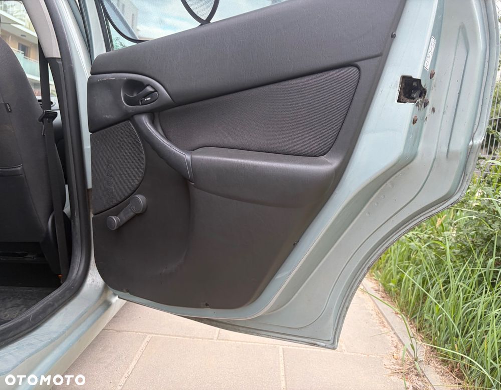 Ford Focus 1.6 FX Silver - 14
