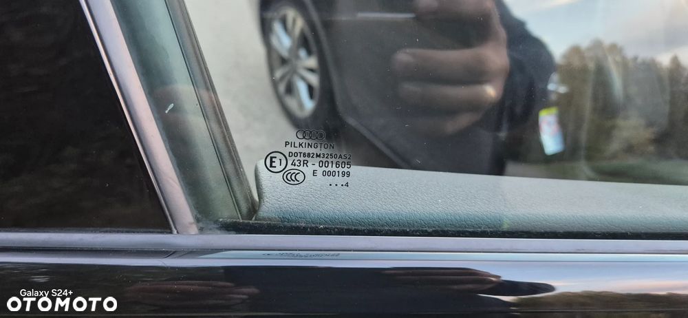 Audi A4 Avant 2.0 TDI DPF multitronic S line Sportpaket - 24