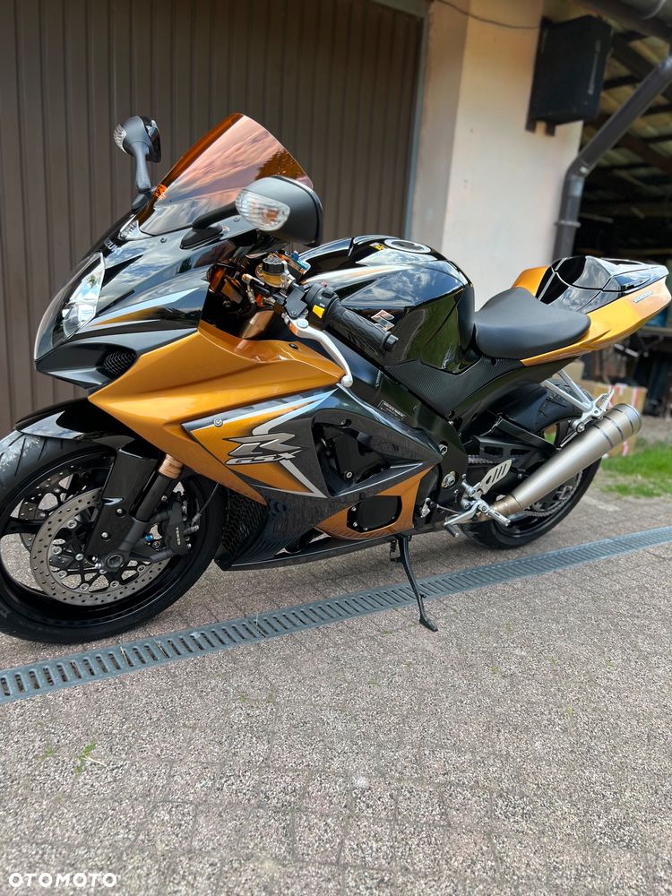 Suzuki GSX-R - 4