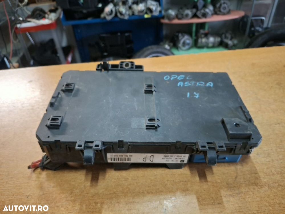 Panou siguranțe Opel Astra H 2004-2012 - 3