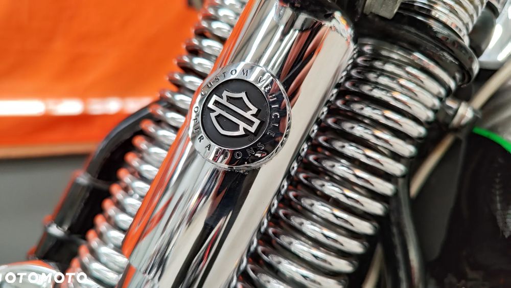 Harley-Davidson Softail Springer Classic - 26