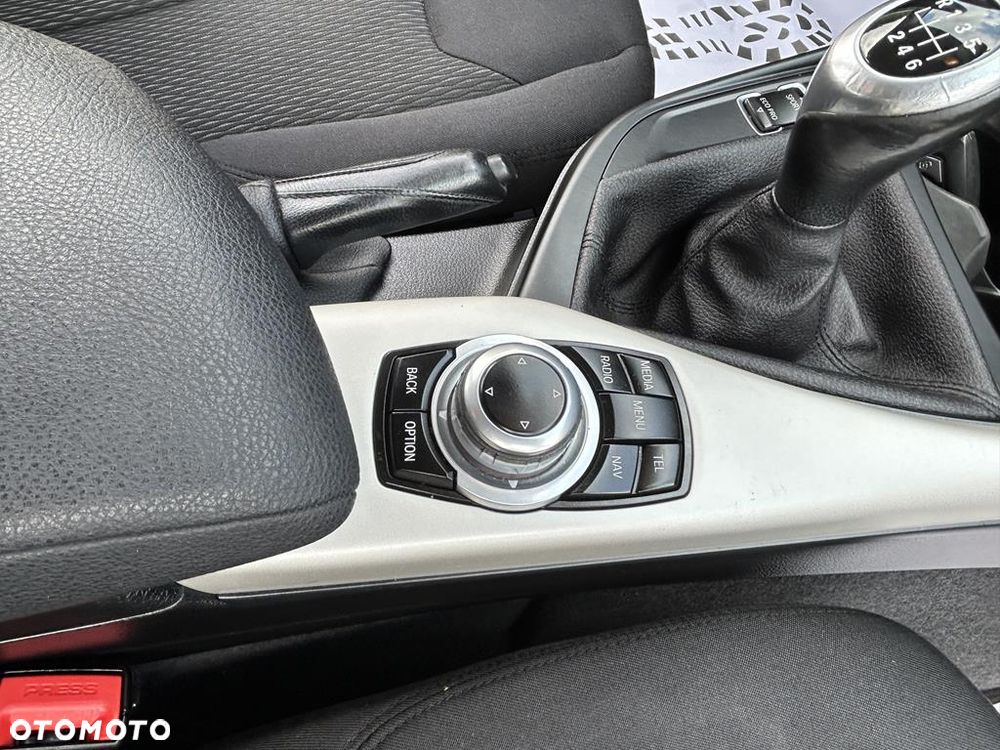 BMW Seria 1 116d EfficientDynamics Edition - 36