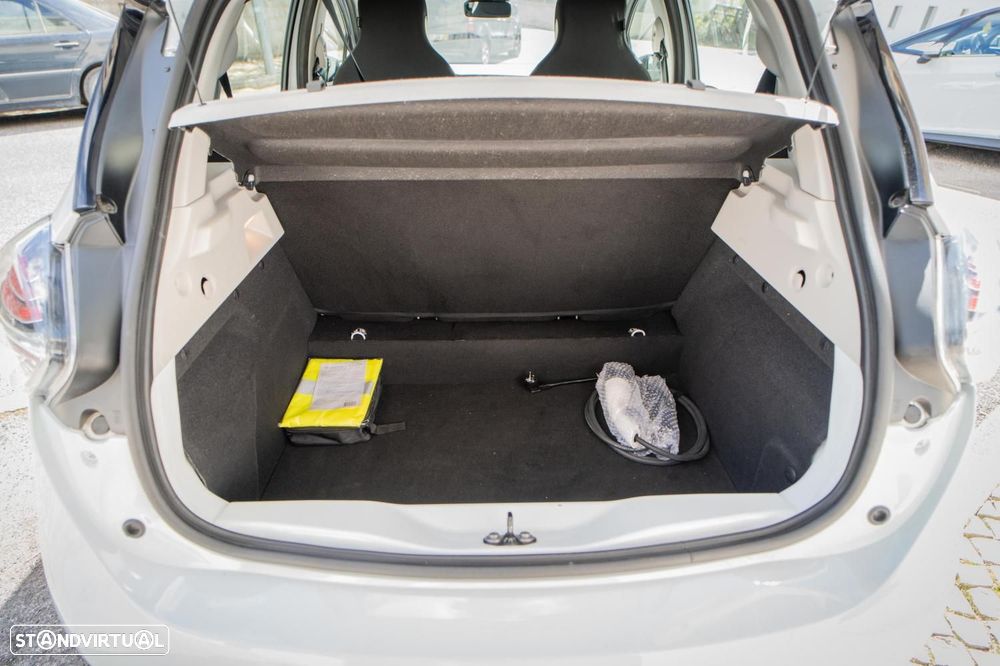 Renault Zoe (c/ Bateria) E-Tech EV50 Equilibre - 28