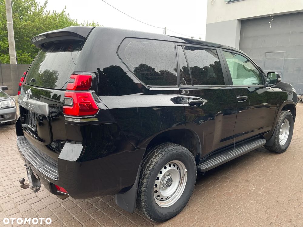 Toyota Land Cruiser 2.8 D-4D Automatik - 4