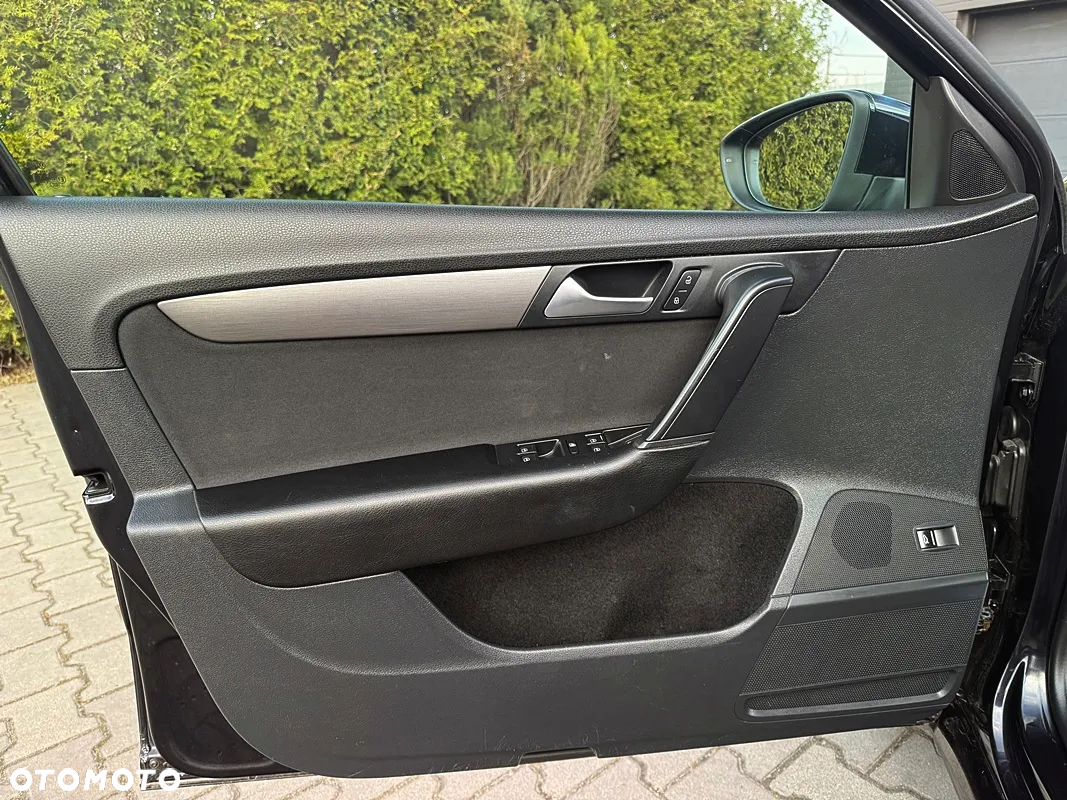Volkswagen Passat 2.0 TDI Highline DSG - 21