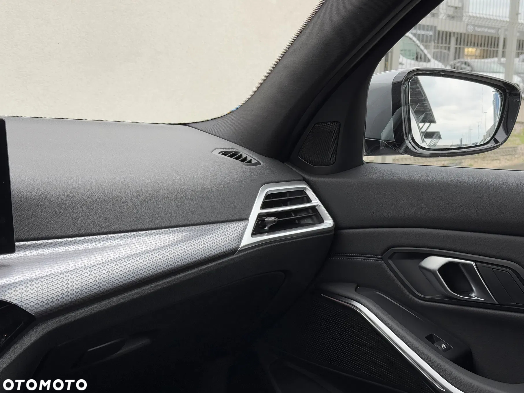 BMW Seria 3 - 22