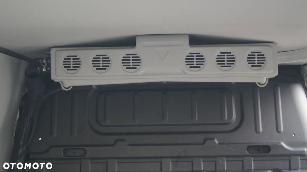 Opel COMBO - 12