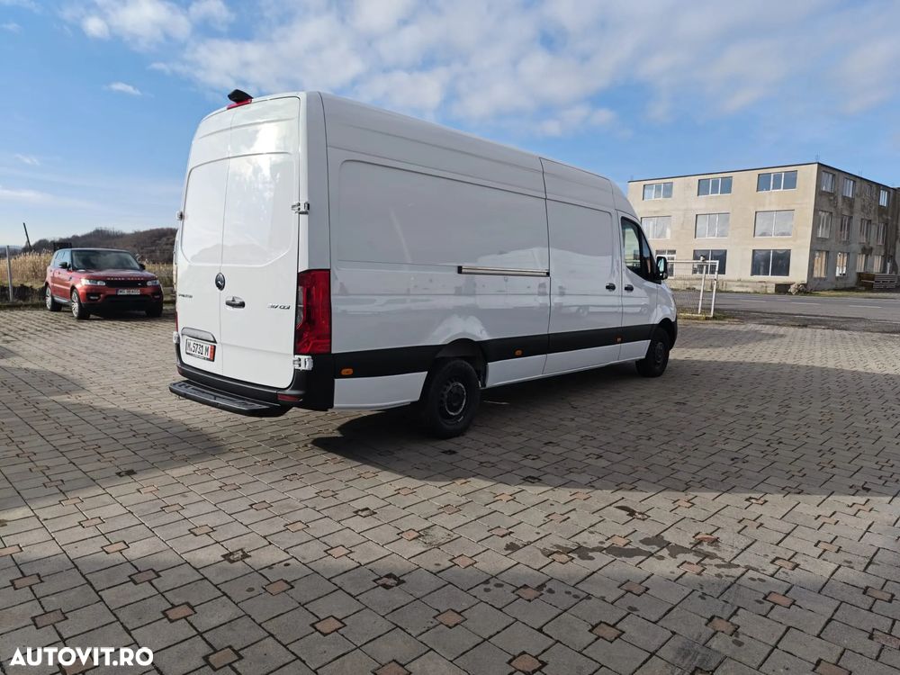 Mercedes-Benz Sprinter - 6
