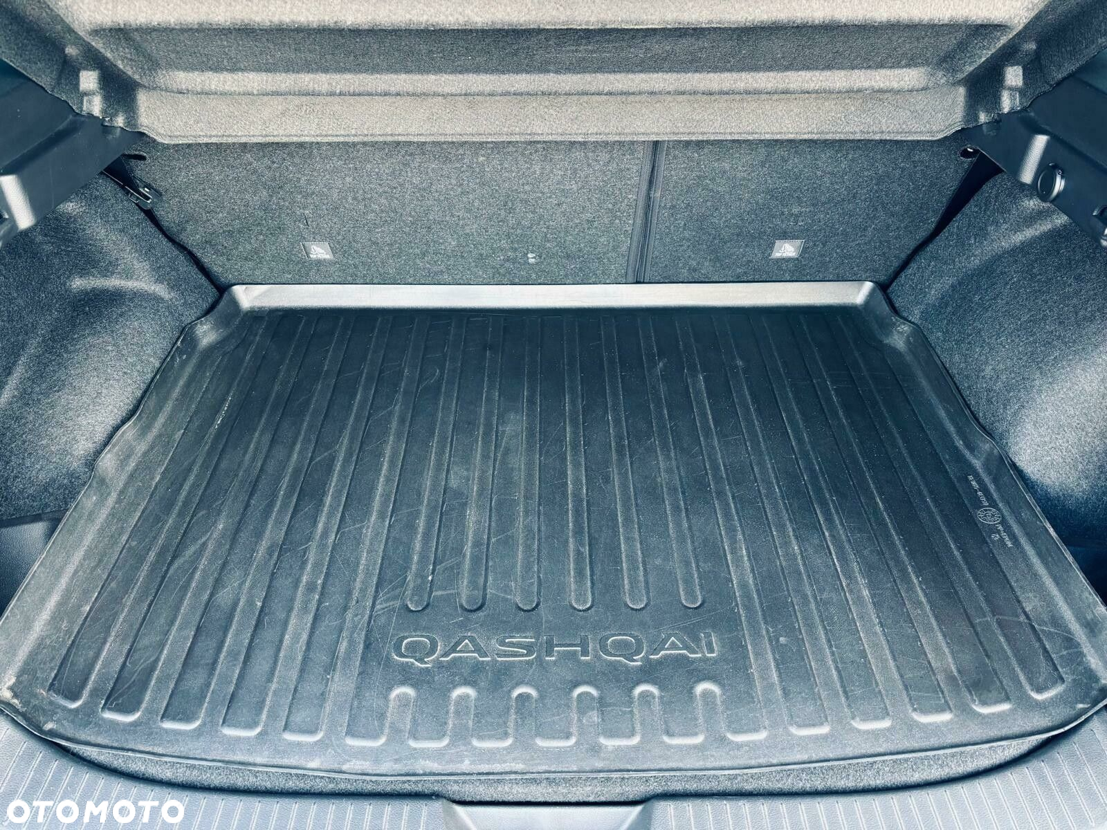 Nissan Qashqai 1.3 DIG-T N-Connecta EU6d - 9