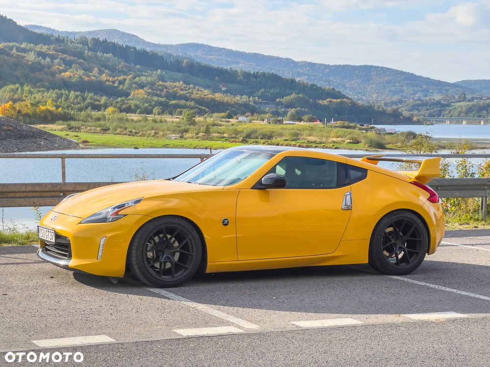 Nissan 370 Z Standard - 3