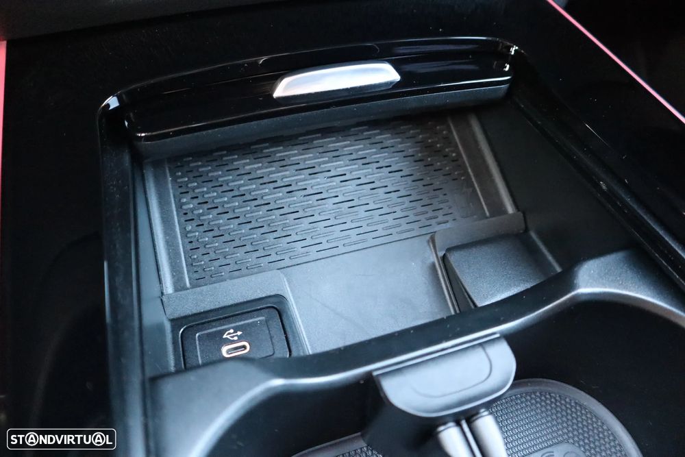 Mercedes-Benz EQA 250+ AMG Line - 38