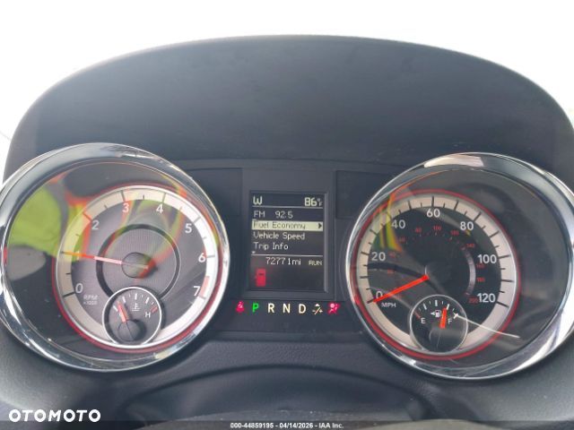 Dodge Grand Caravan 3.6 R/T - 7