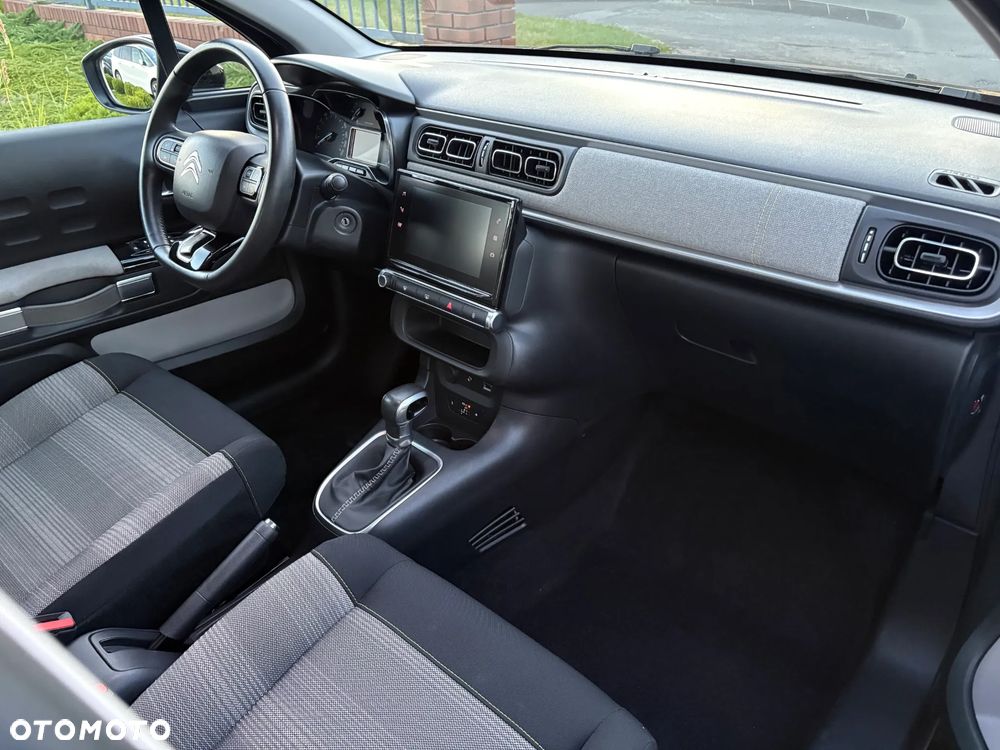 Citroën C3 Pure Tech 110 S&S EAT6 SHINE - 11