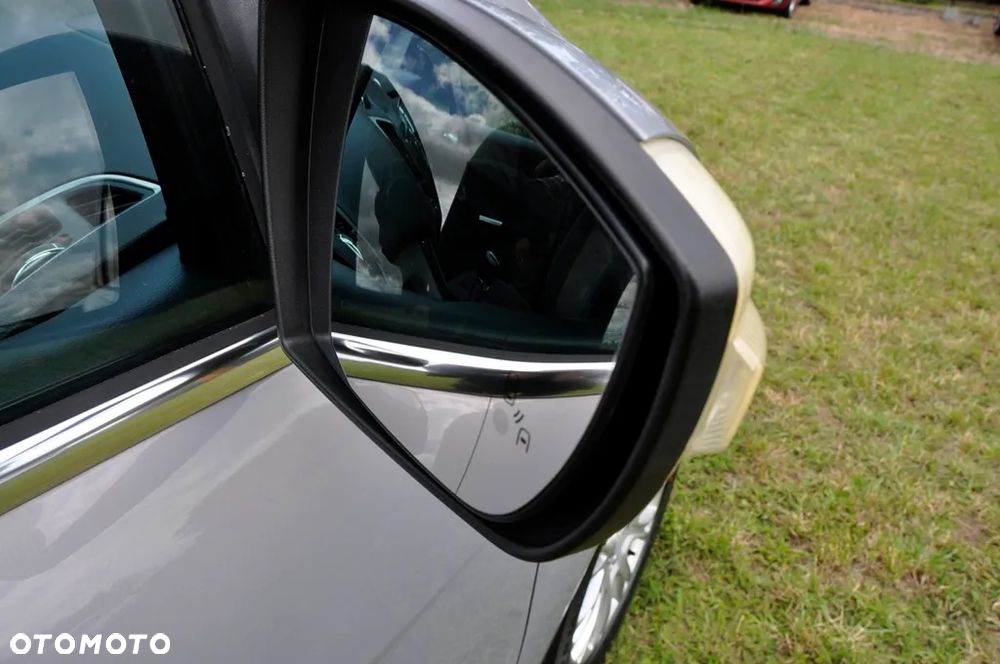 Ford C-MAX 1.6 Ti-VCT Titanium - 19