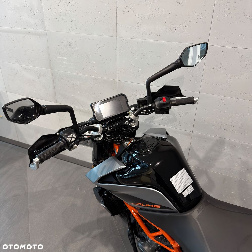 KTM Duke 390 - 12
