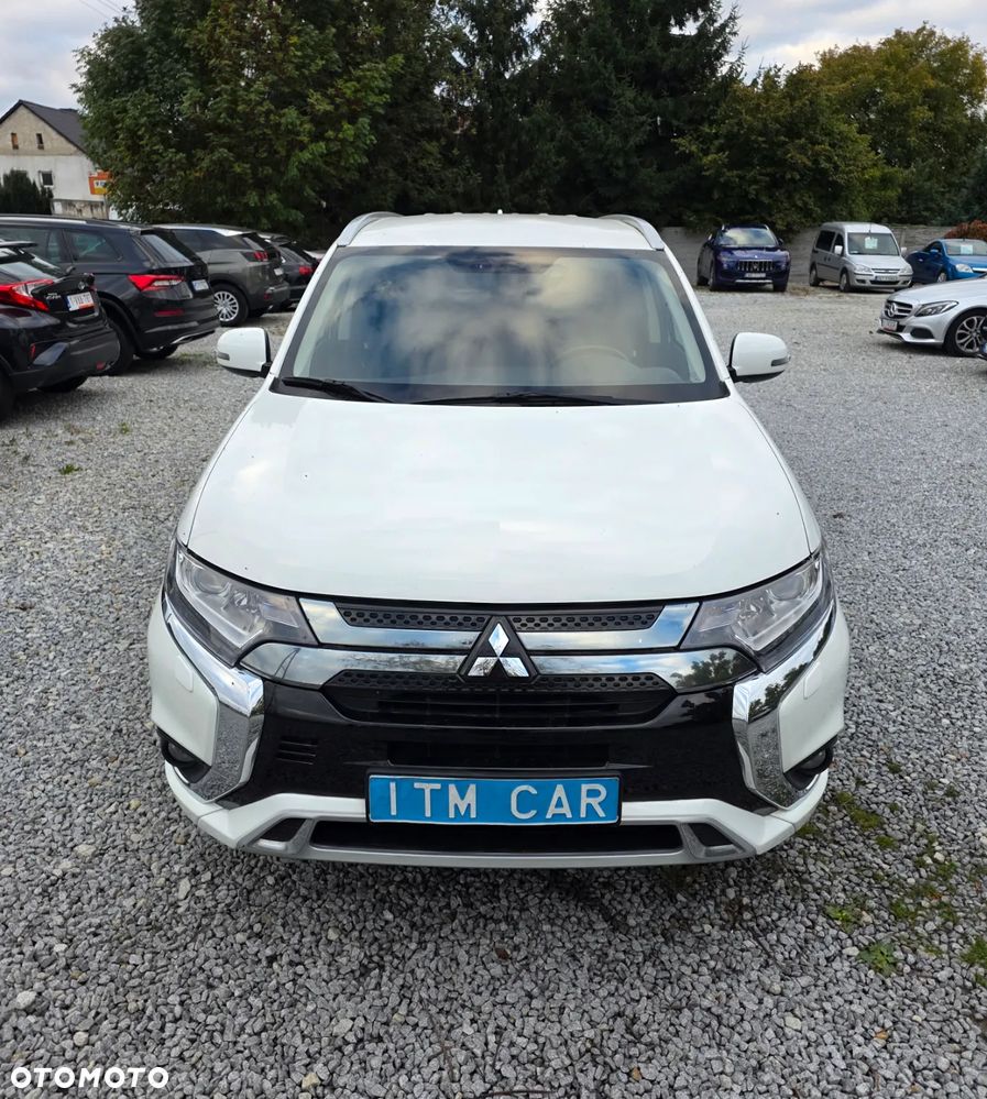 Mitsubishi Outlander 2.4 4WD Plug-In Hybrid Diamant - 10