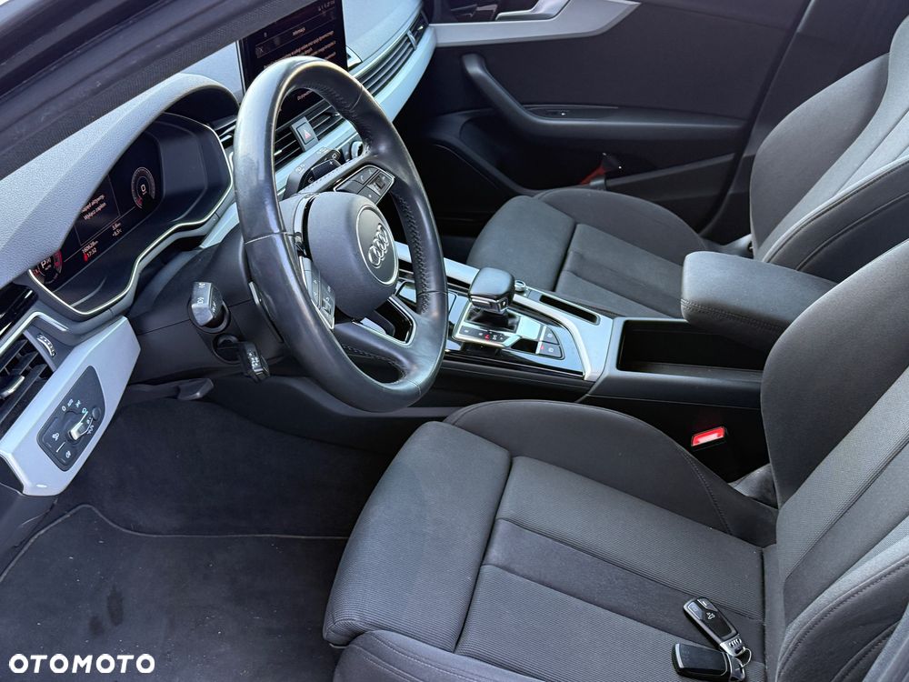 Audi A4 Avant 35 TFSI mHEV S tronic - 28