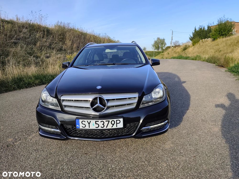 Mercedes-Benz Klasa C 180 CGI BlueEff Avantgarde - 5