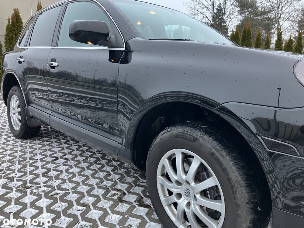 Porsche Cayenne - 18