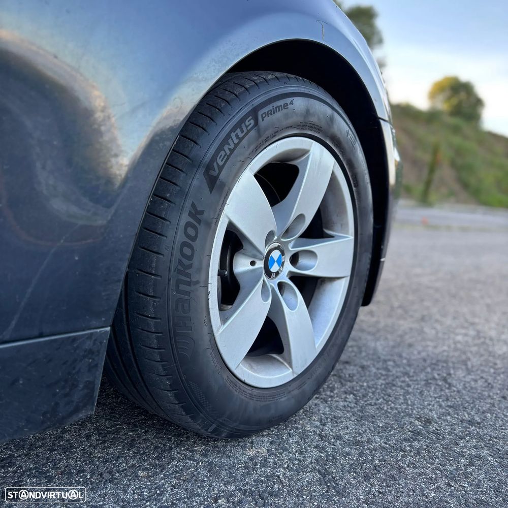 BMW 520 dA Touring Executive - 5