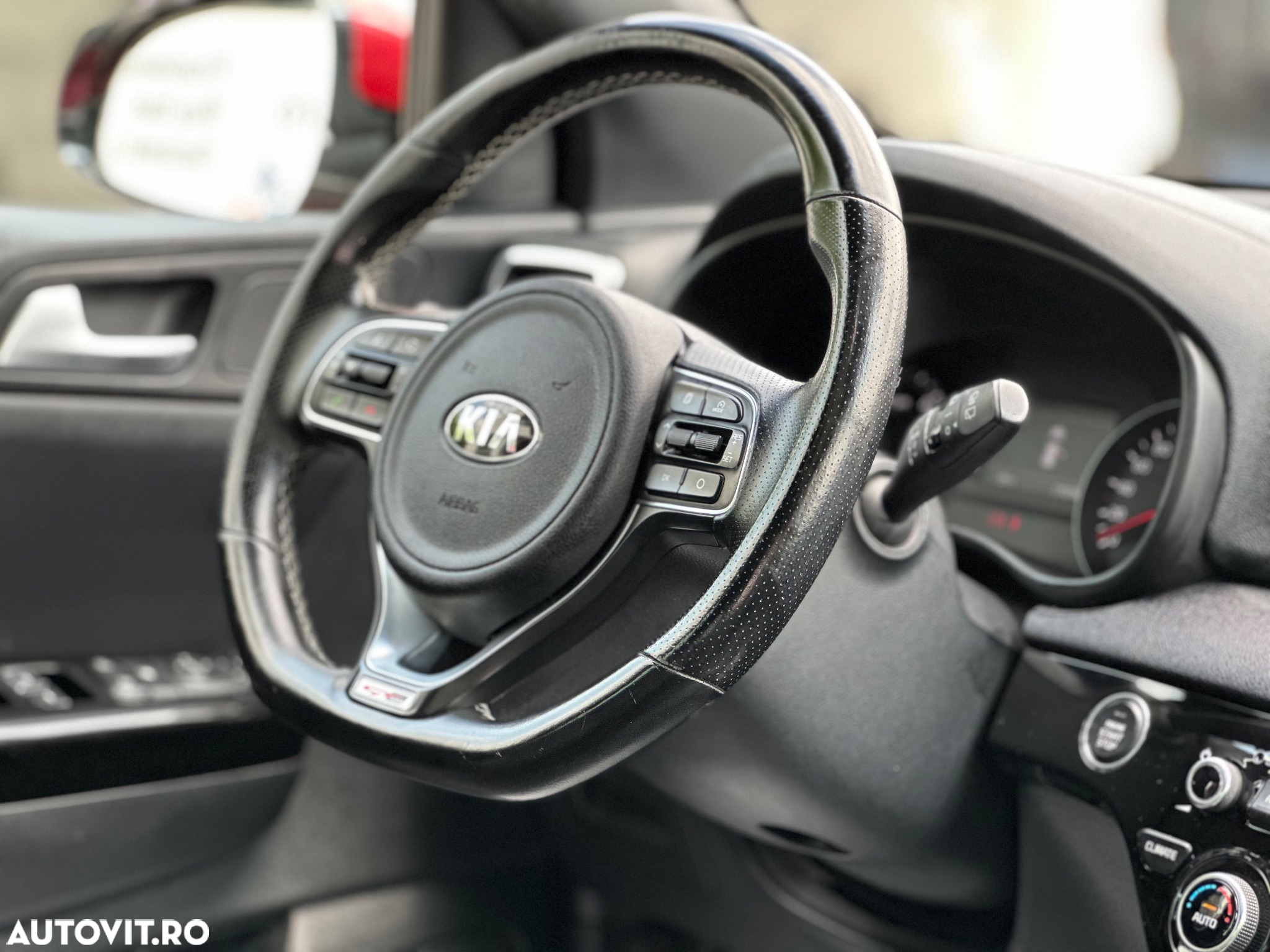 Kia Sportage - 10