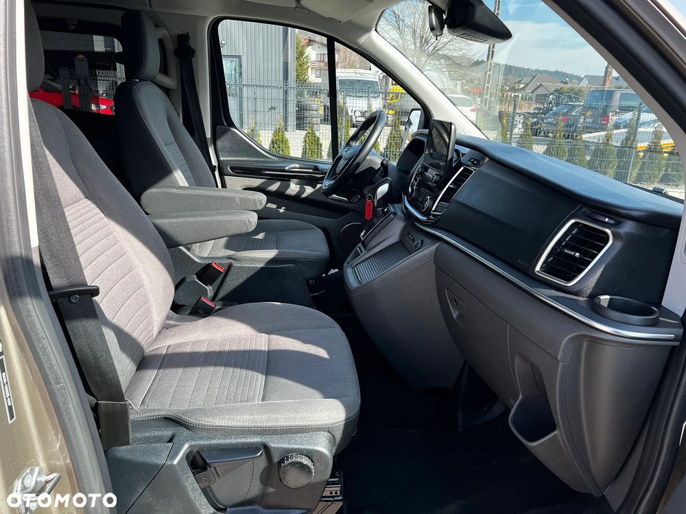 Ford Tourneo Custom 2.0 EcoBlue L1 Titanium SelectShift - 20