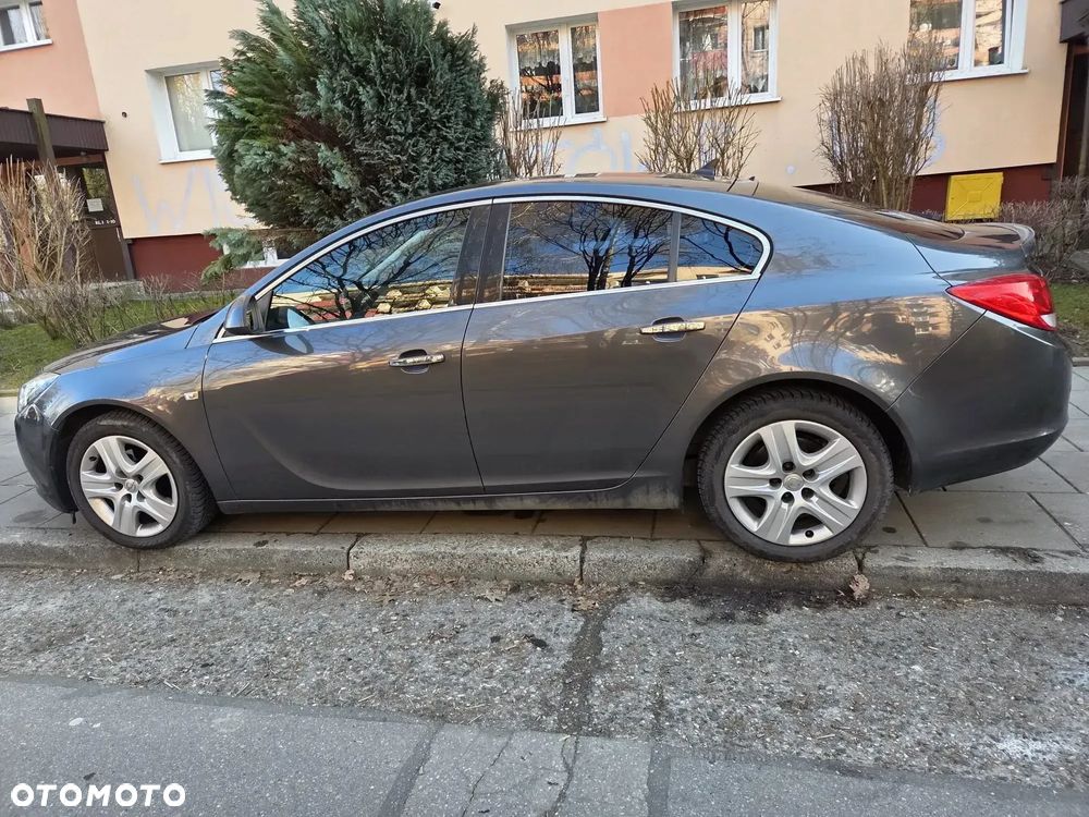 Opel Insignia 2.0 CDTI Cosmo - 3