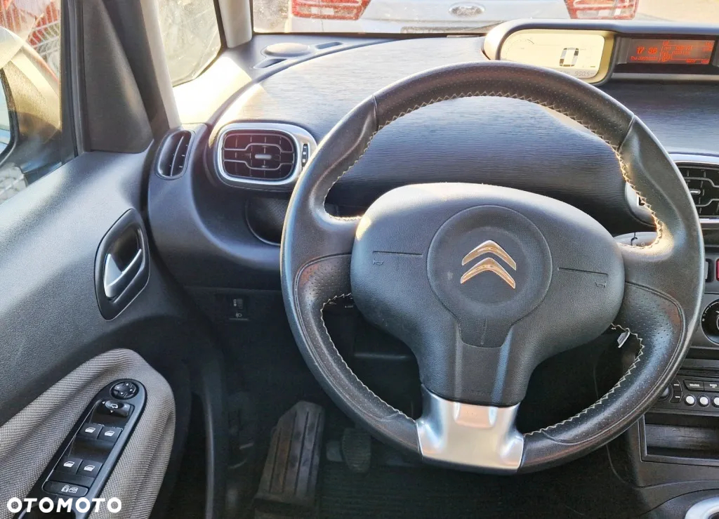 Citroën C3 Picasso 1.4i Seduction - 32
