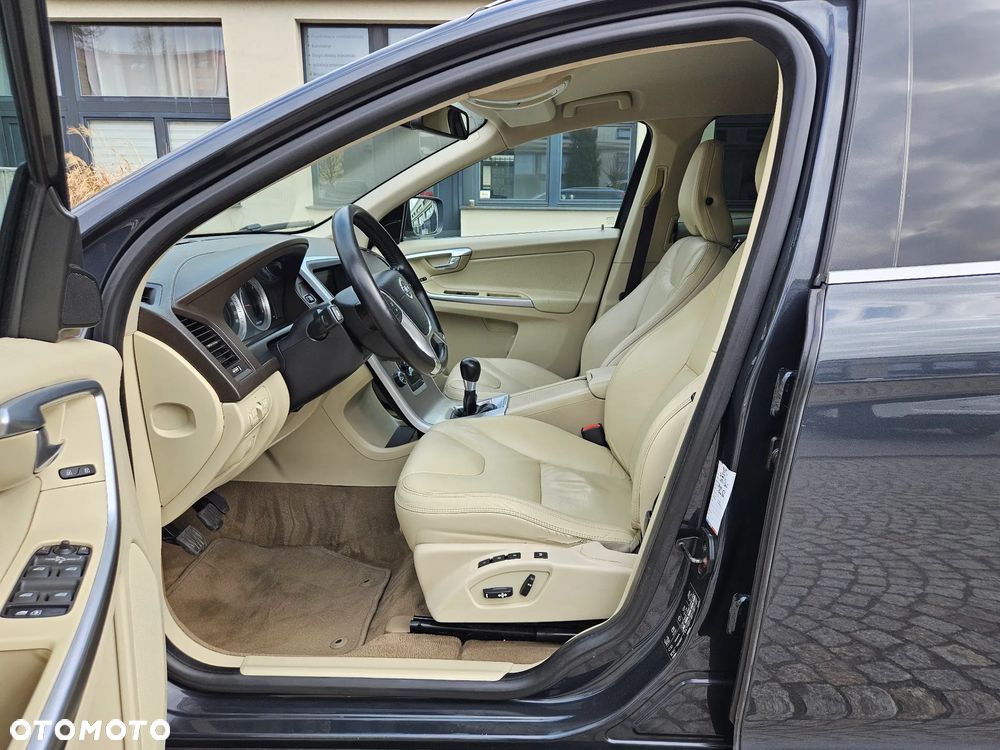 Volvo XC 60 DRIVe Summum - 9