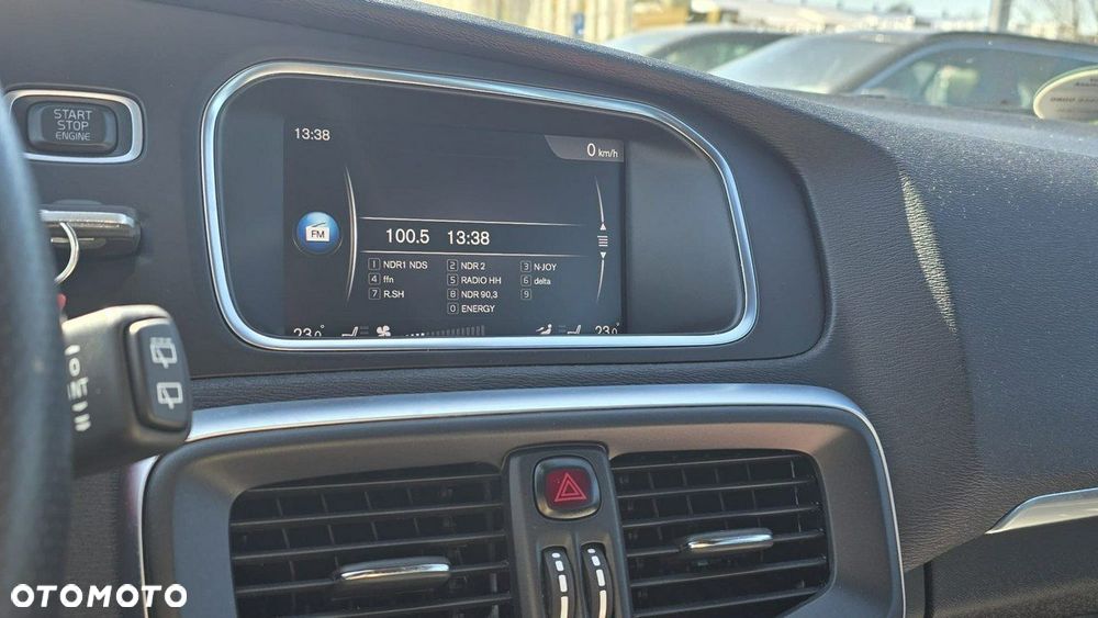 Volvo V40 - 13
