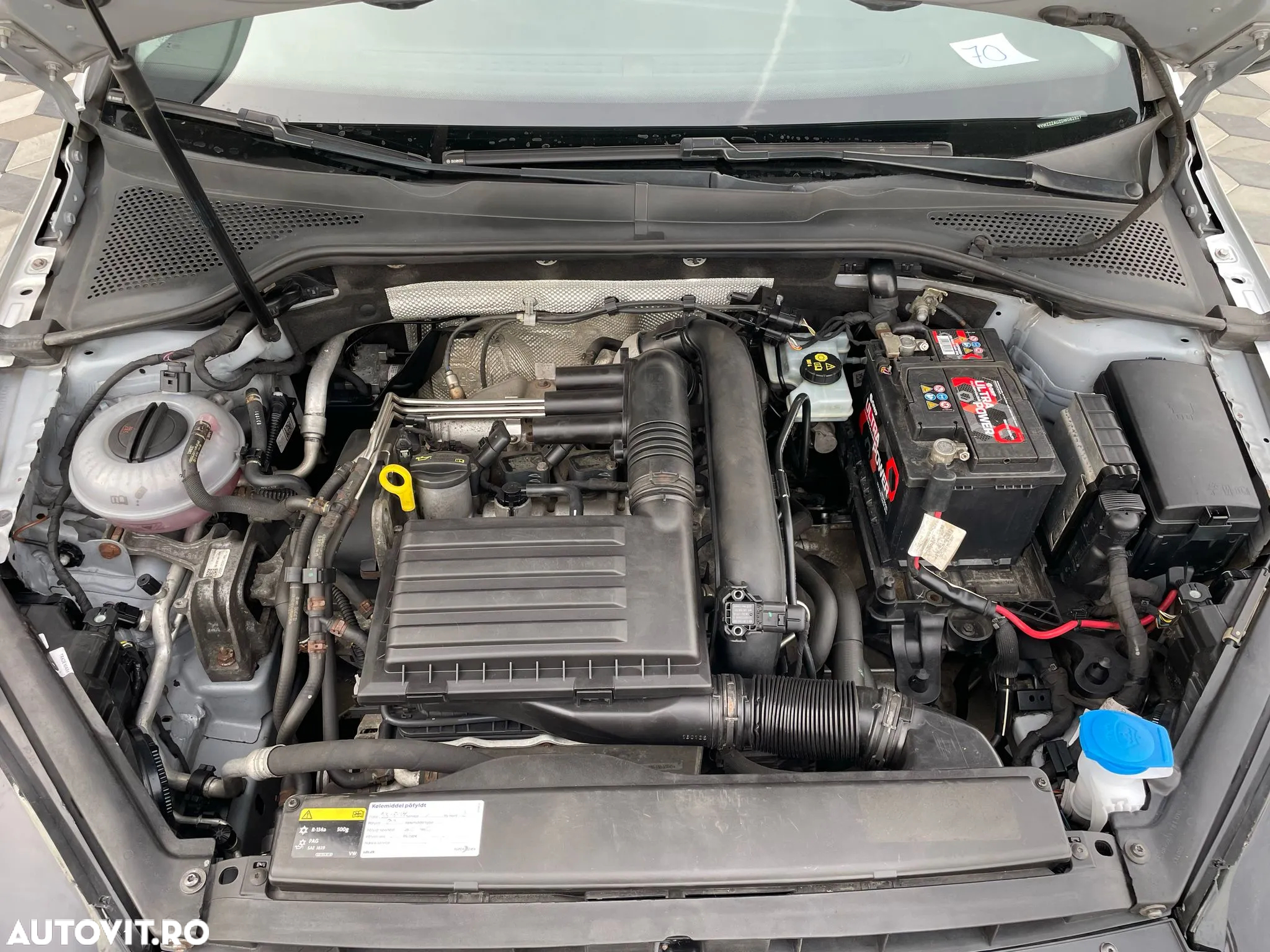 Volkswagen Golf 1.4 TSI BlueMotion Technology DSG Highline - 25