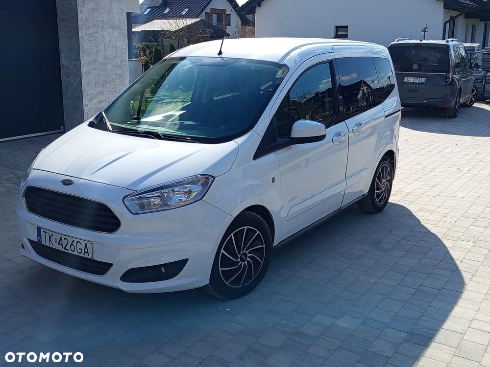 Ford Tourneo Courier - 1
