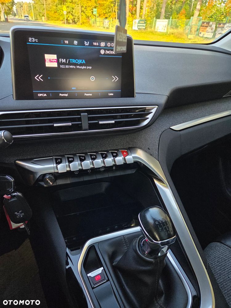 Peugeot 3008 PureTech 130 Stop & Start GPF Allure - 20
